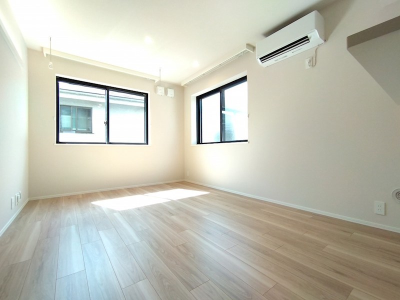 GLOW RESIDENCE リビング