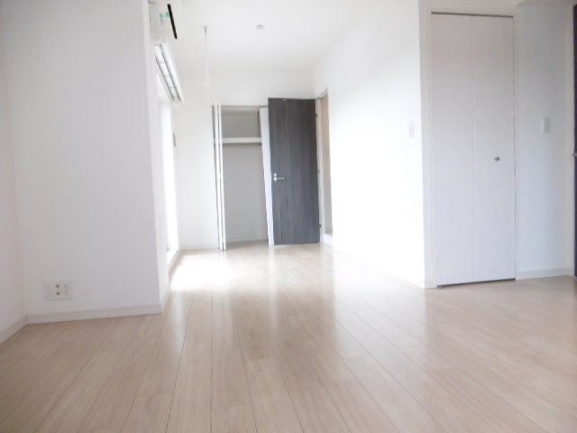 ベッドルーム