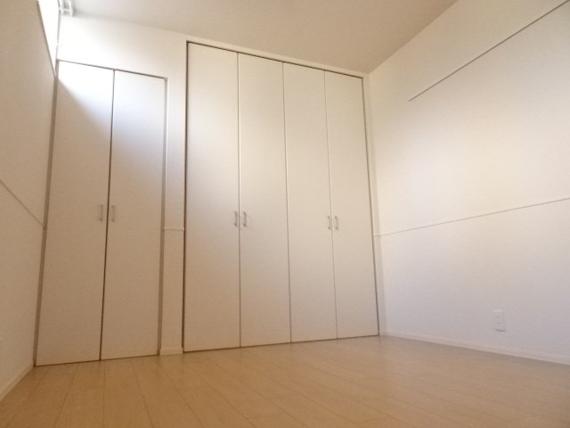 コルテ鶴見 ベッドルーム