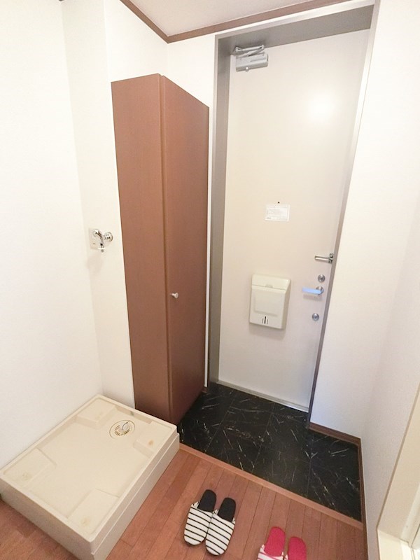 ノイン多摩川 玄関