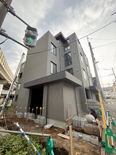 オロクレセール 402号室 外観
