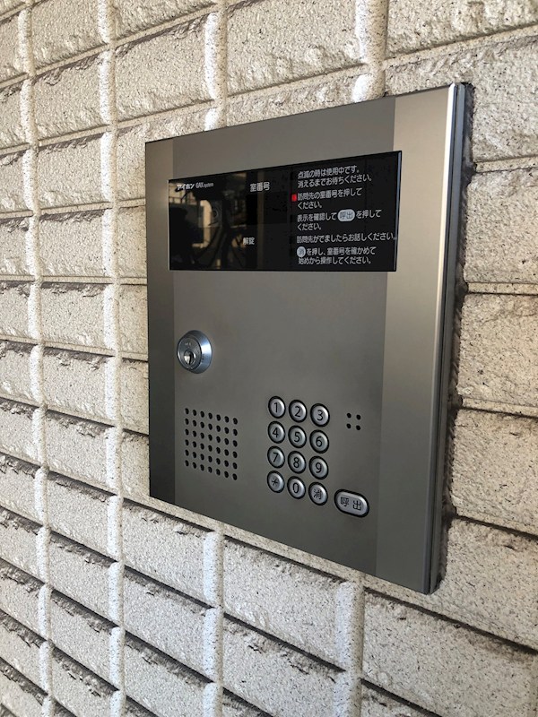 アリビオ　イケガミ 玄関