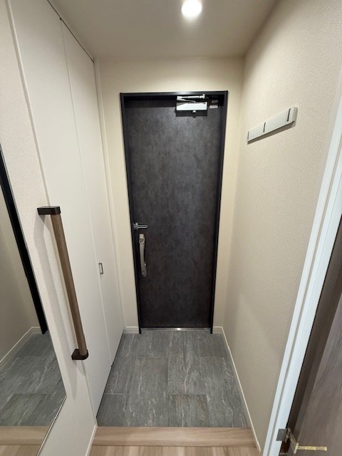 Premium Maison光  玄関