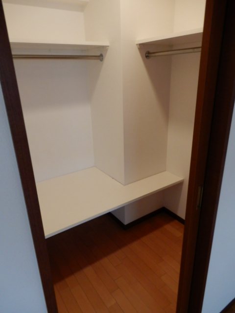 ベッドルーム