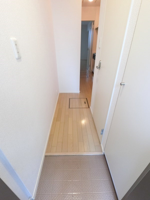 アスリュクス宮前平 玄関