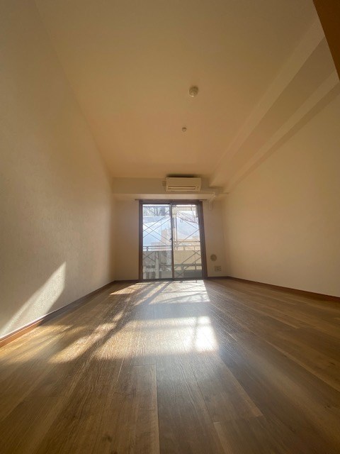 ノーサイド   リビング