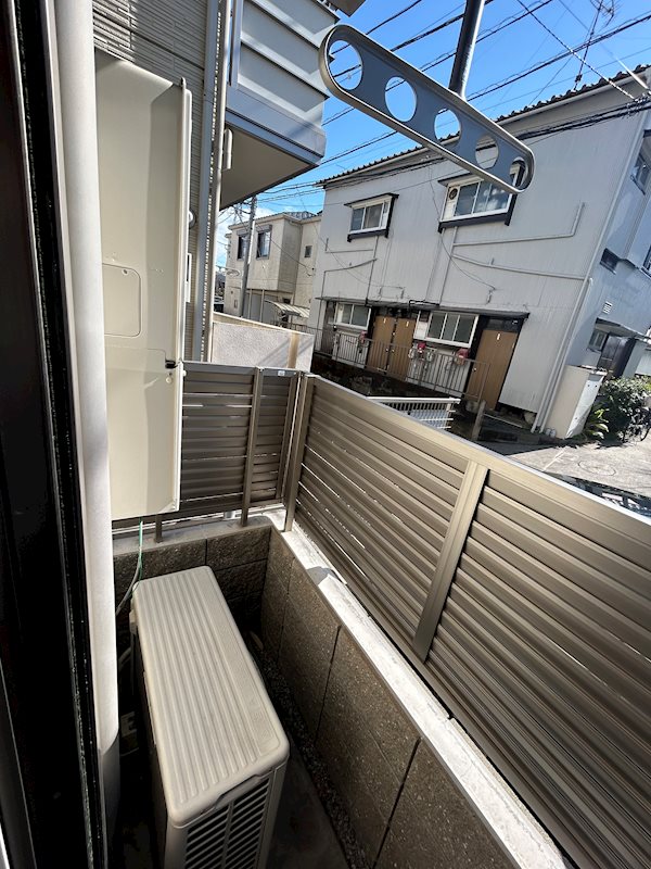 Secure House ベランダ