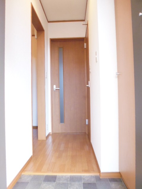 シエルホンダ  玄関