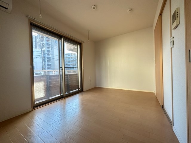 ウエスト ベッドルーム