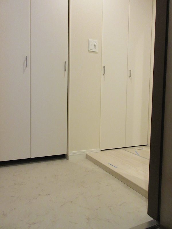 Maison de Jiji 玄関