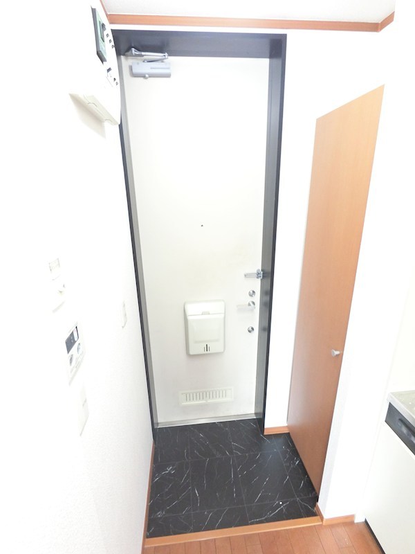 フラットコート 玄関