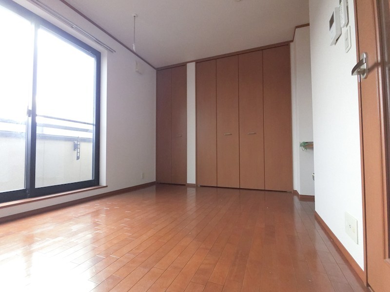 フラットコート ベッドルーム