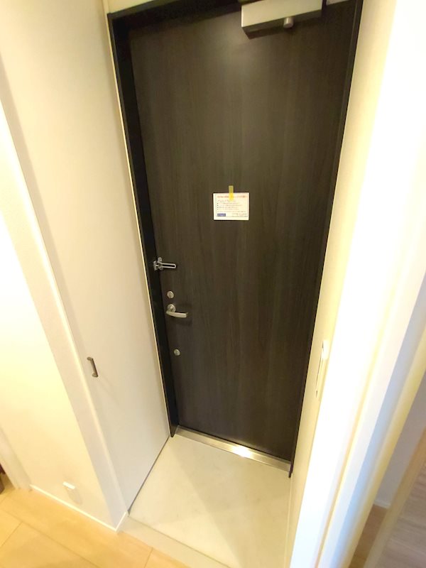 グランドソレイユ鶴見 玄関