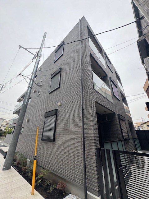 CITRUS Residens 東棟 304号室 外観