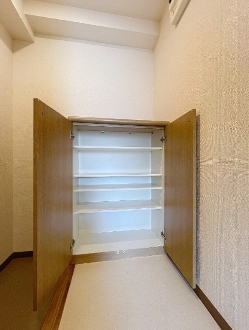 その他13