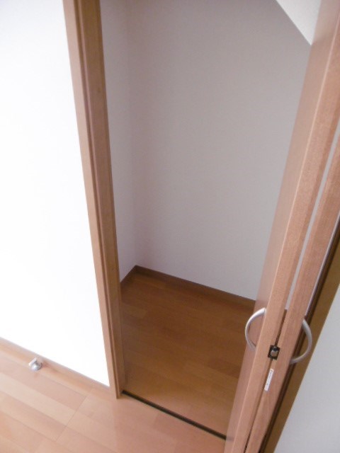 その他13