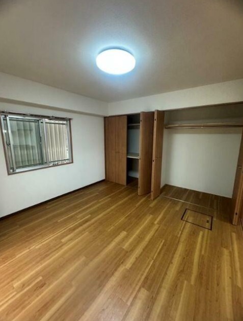ベッドルーム