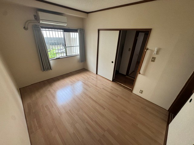 ベッドルーム
