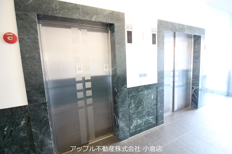門司港レトロハイマート ロビー