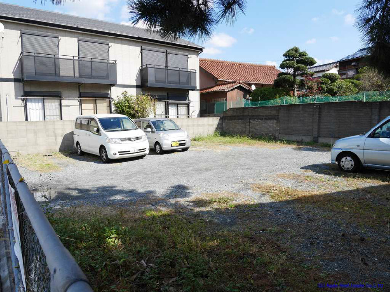 本町コーポ  駐車場