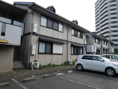 ニューセジュール緑ヶ丘 B棟 外観