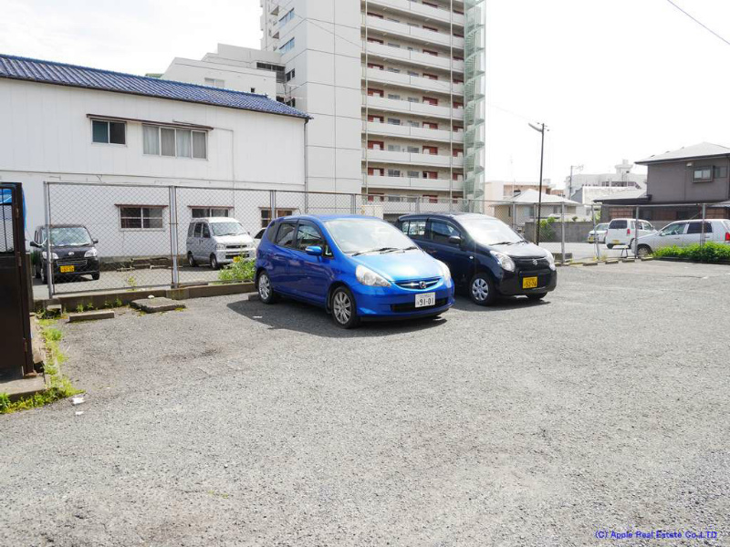 プレアール大田町 駐車場