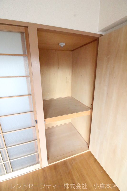 シャトレ中井 収納