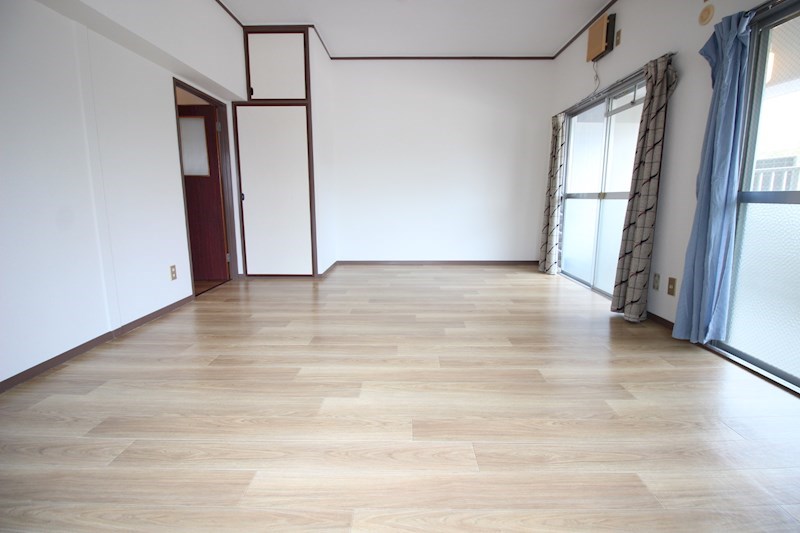 ハイツ中島 ベッドルーム