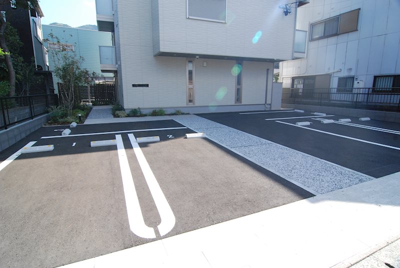 ラピス・ラジュリ  駐車場