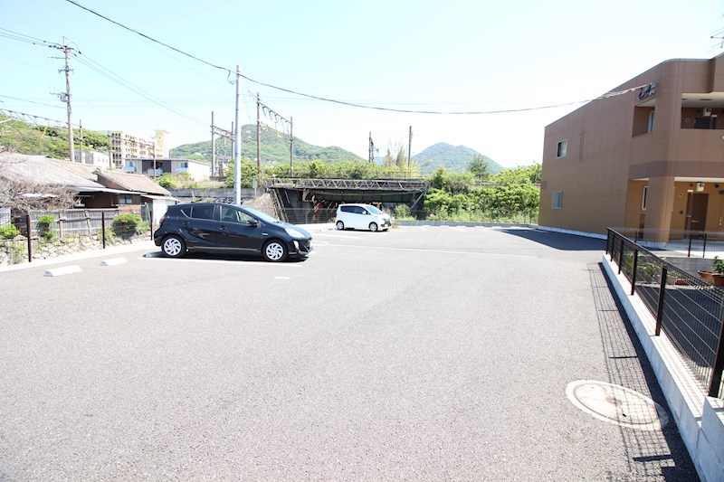 シーサイド高浜 駐車場