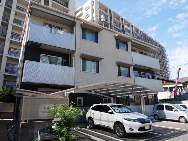 ロアーブル五番館 外観