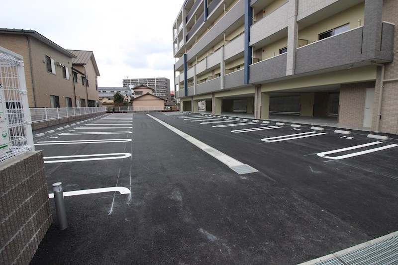 サンフォート小倉  駐車場