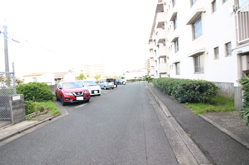 ビレッジハウス日明 駐車場