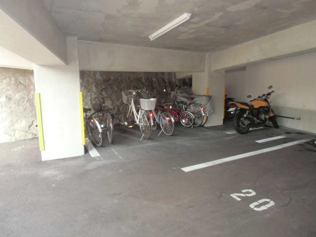 フェリーチェ中井けやき通り 駐車場