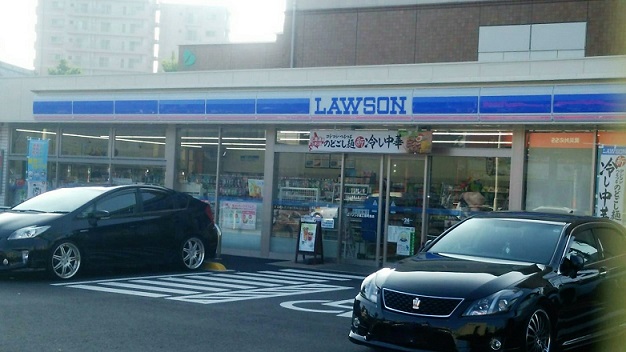 M・K・K萩崎町 コンビニ