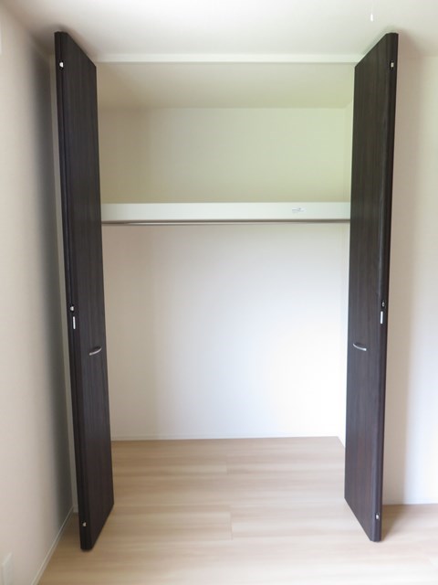 Ｄ-room泉台 A棟 収納