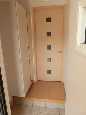 フレシール小倉東Y 玄関