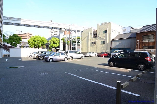 №65 クロッシングタワーORIENT BLD.  駐車場