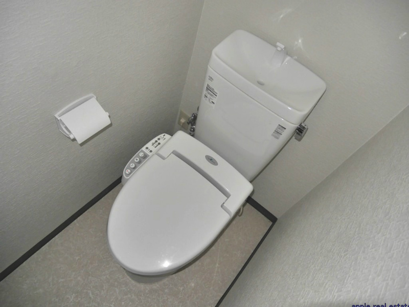 メゾン上富野  トイレ