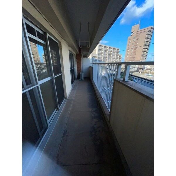 白萩光和ビル ベランダ