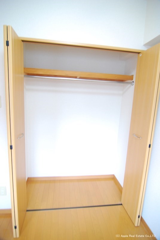 出屋敷館  収納