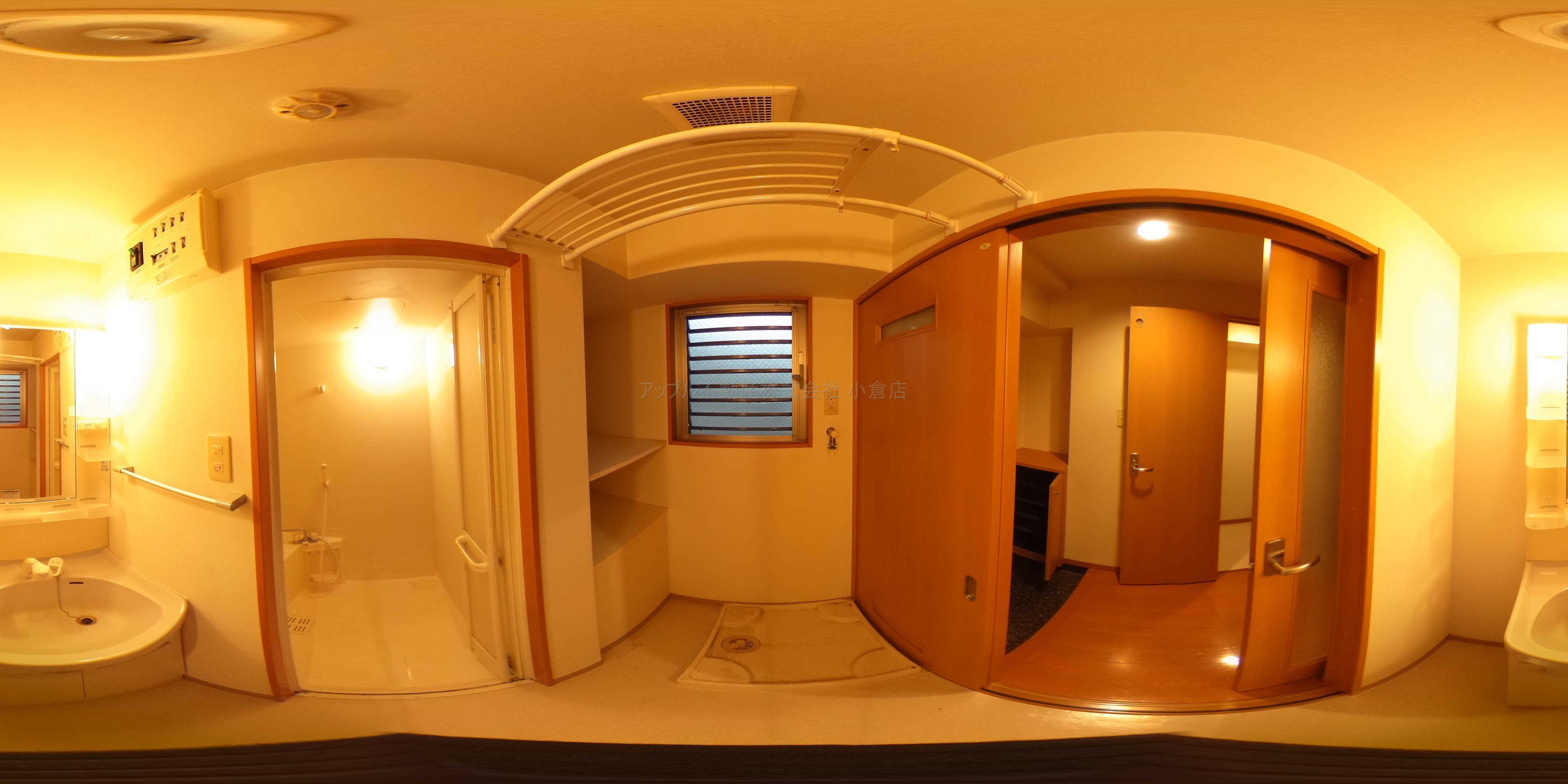 出屋敷館  洗面所
