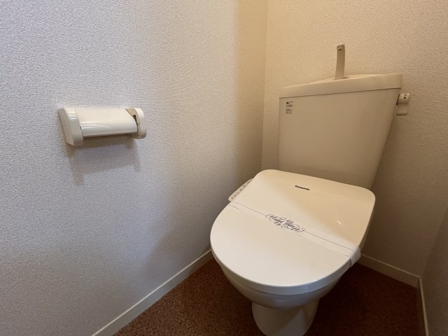 リヴァー下到津 トイレ