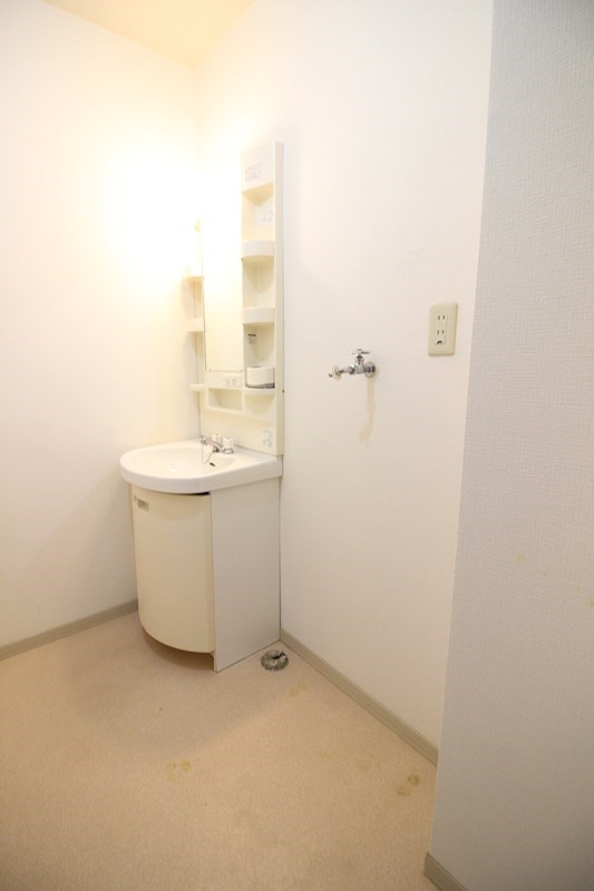 新町ヒルズ　A棟  洗面所