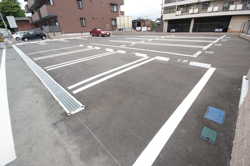 Lire de repos   駐車場