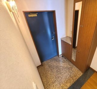アースコート小倉金田 玄関