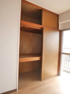 エーコービル 収納