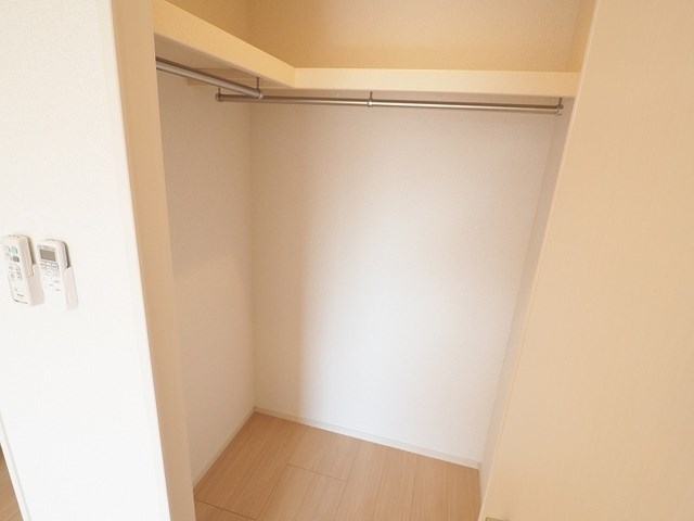 ラインスター三萩野 収納
