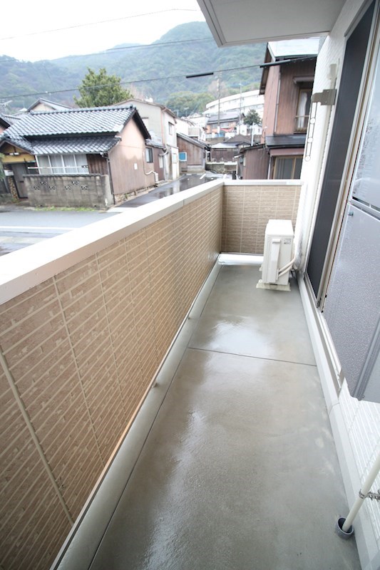 ストレイト葛葉 ベランダ
