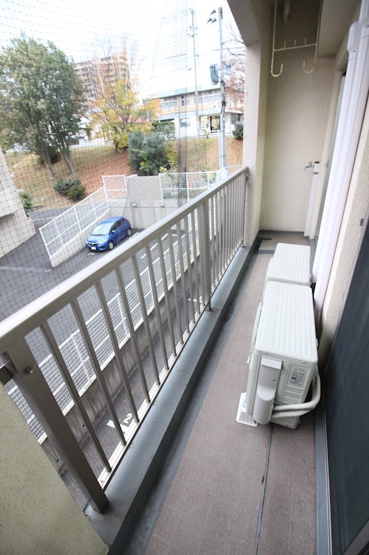 緑ヶ丘第四マンション ベランダ